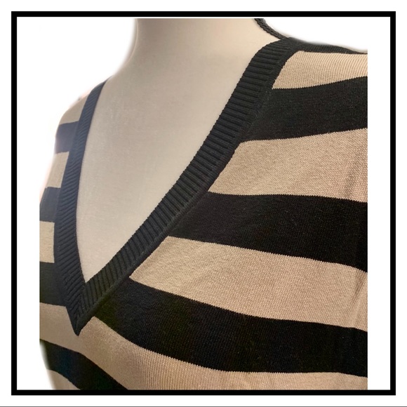 Ladies long sleeve shirt. Willi Smith - Picture 3 of 4